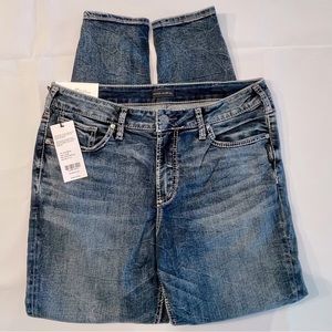 Silver Jeans Avery Skinny Leg High Rise Curvy Size 16